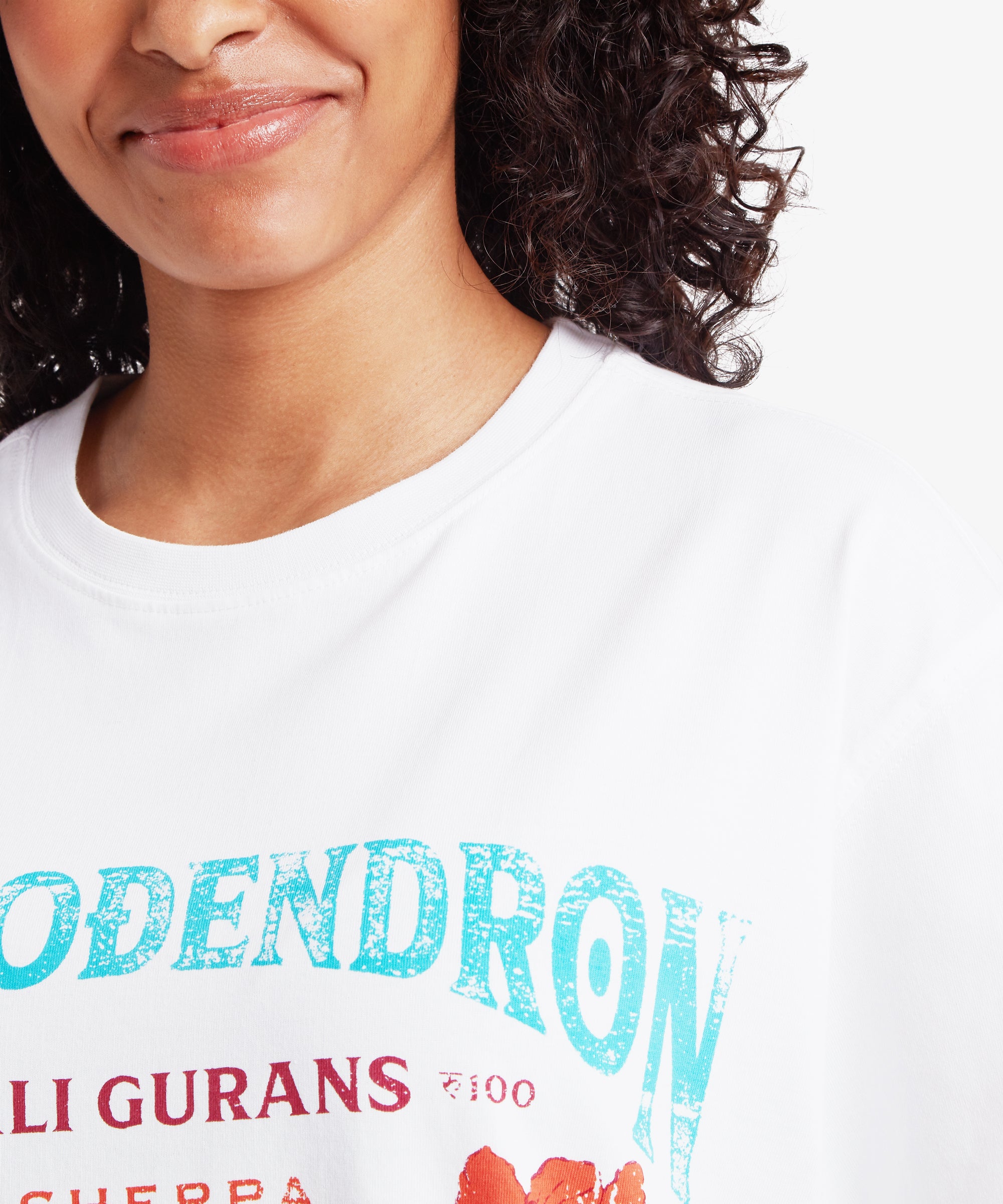 Wei§es Tarcho Rhododendron Katha T-Shirt mit Distressed-Print in BlaugrŸn und Rot