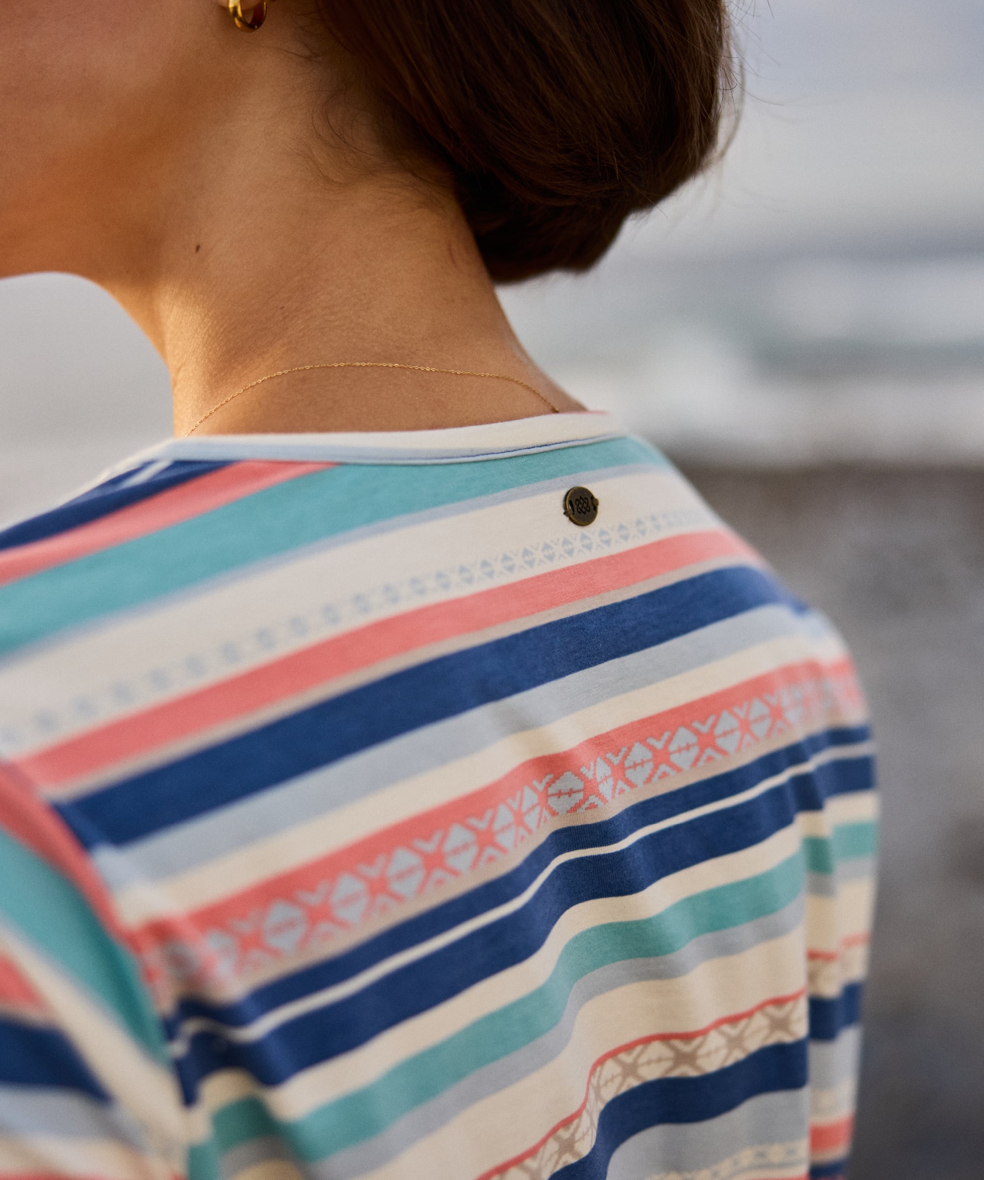 Neha Relaxed T-Shirt in Seaport Indreni mit gestreiften Korallen-, Marineblau-, BlaugrŸn- und Cremefarbenen Streifen