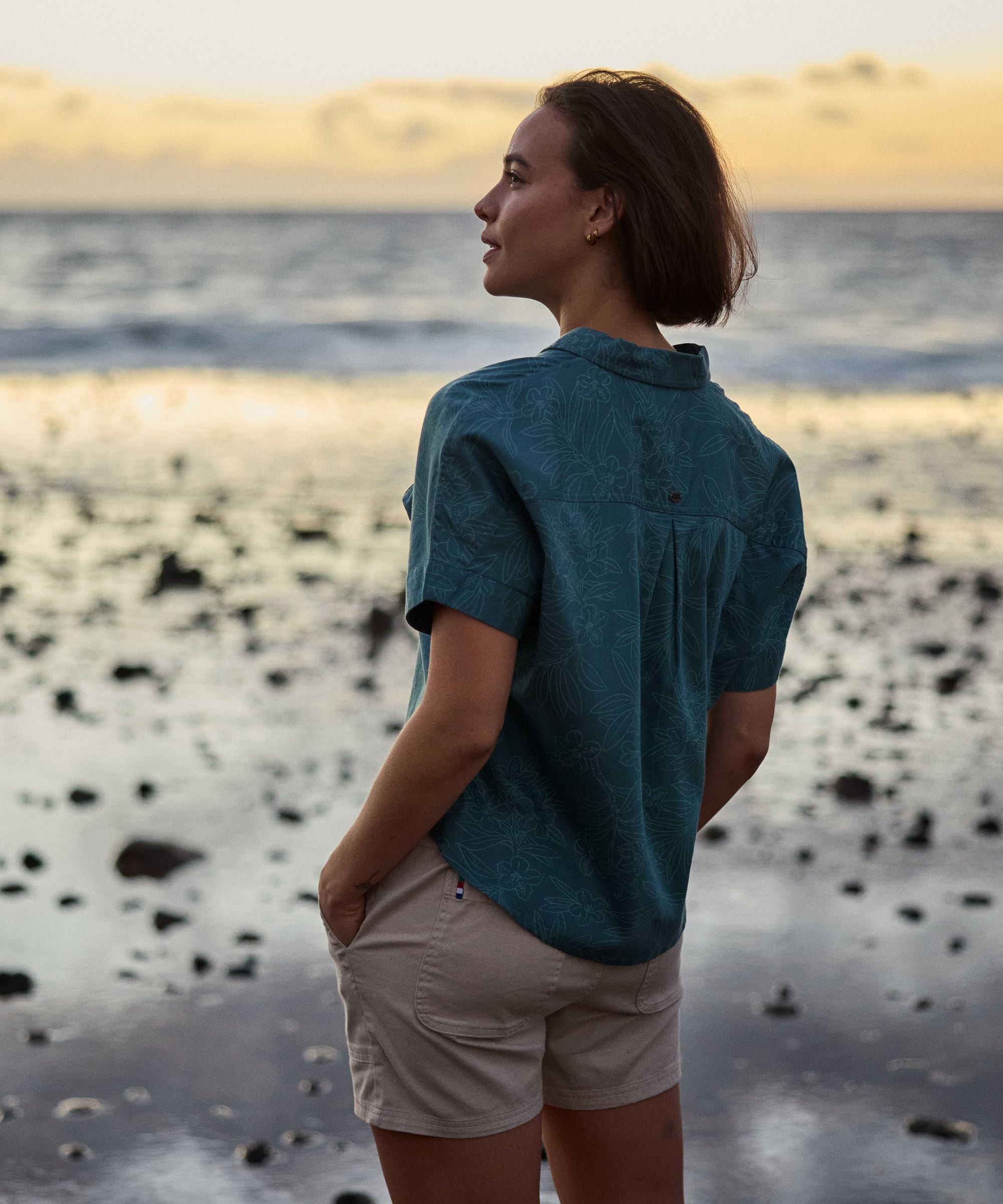 Teal patterned short-sleeved button-up shirt from Dando Shorts Goa Sand