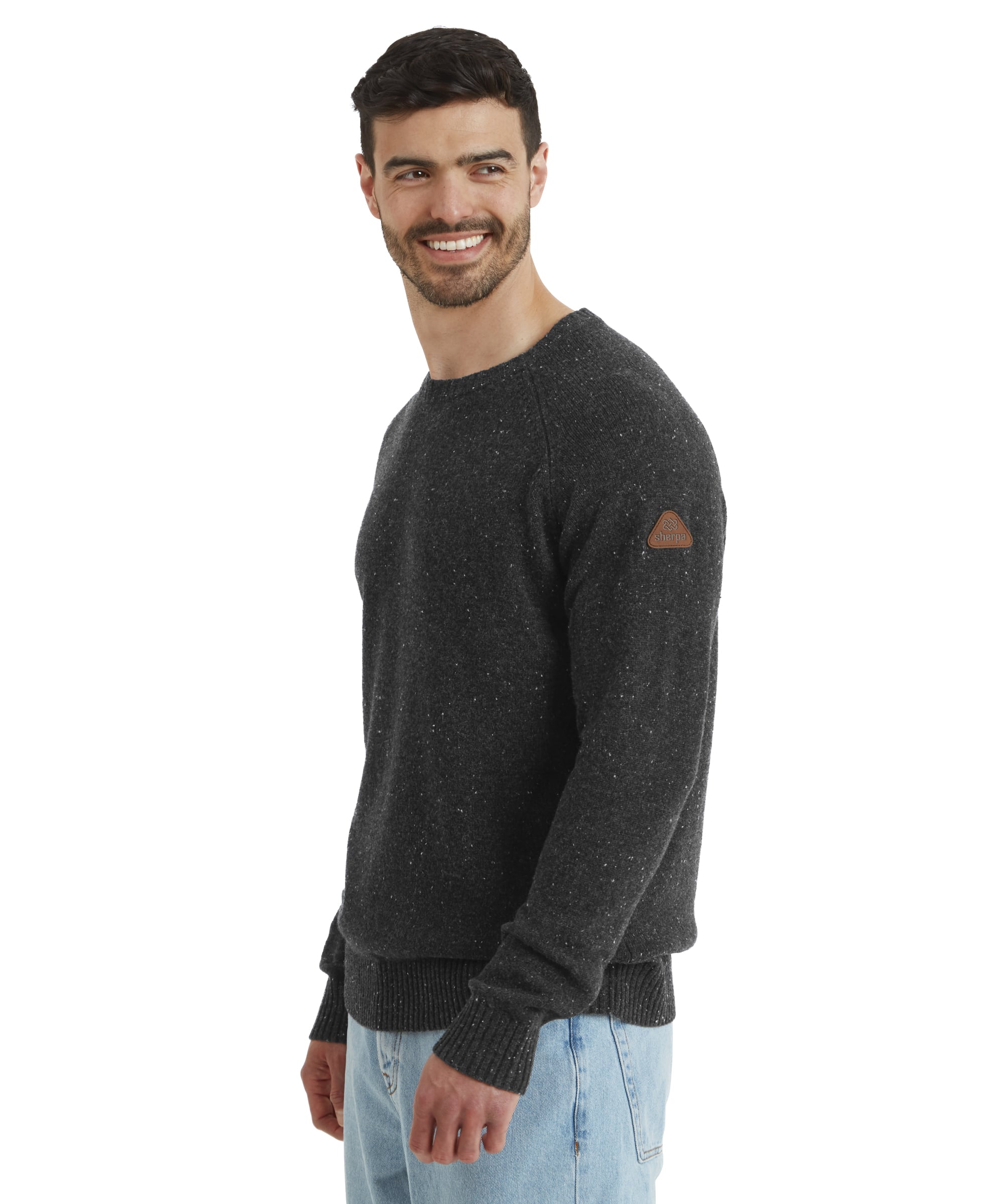 Kangtega Crew Sweater - Black
