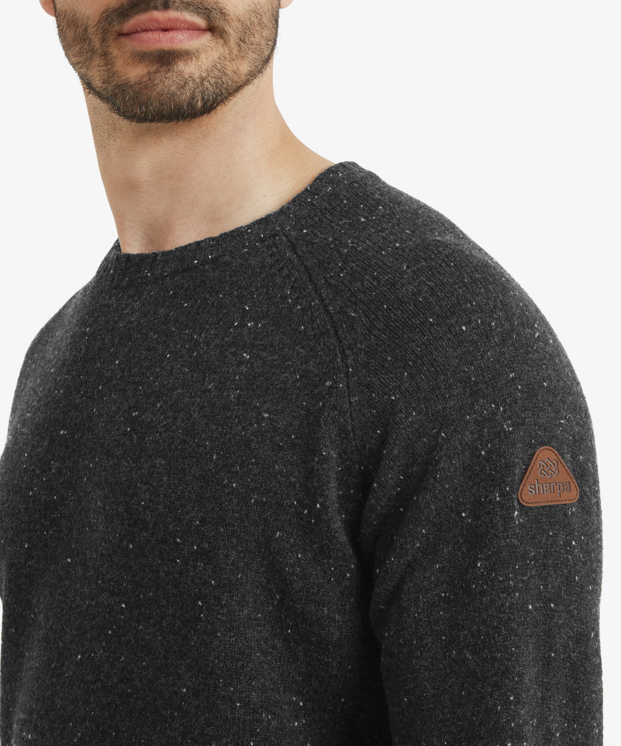 Kangtega Crew Sweater - Black