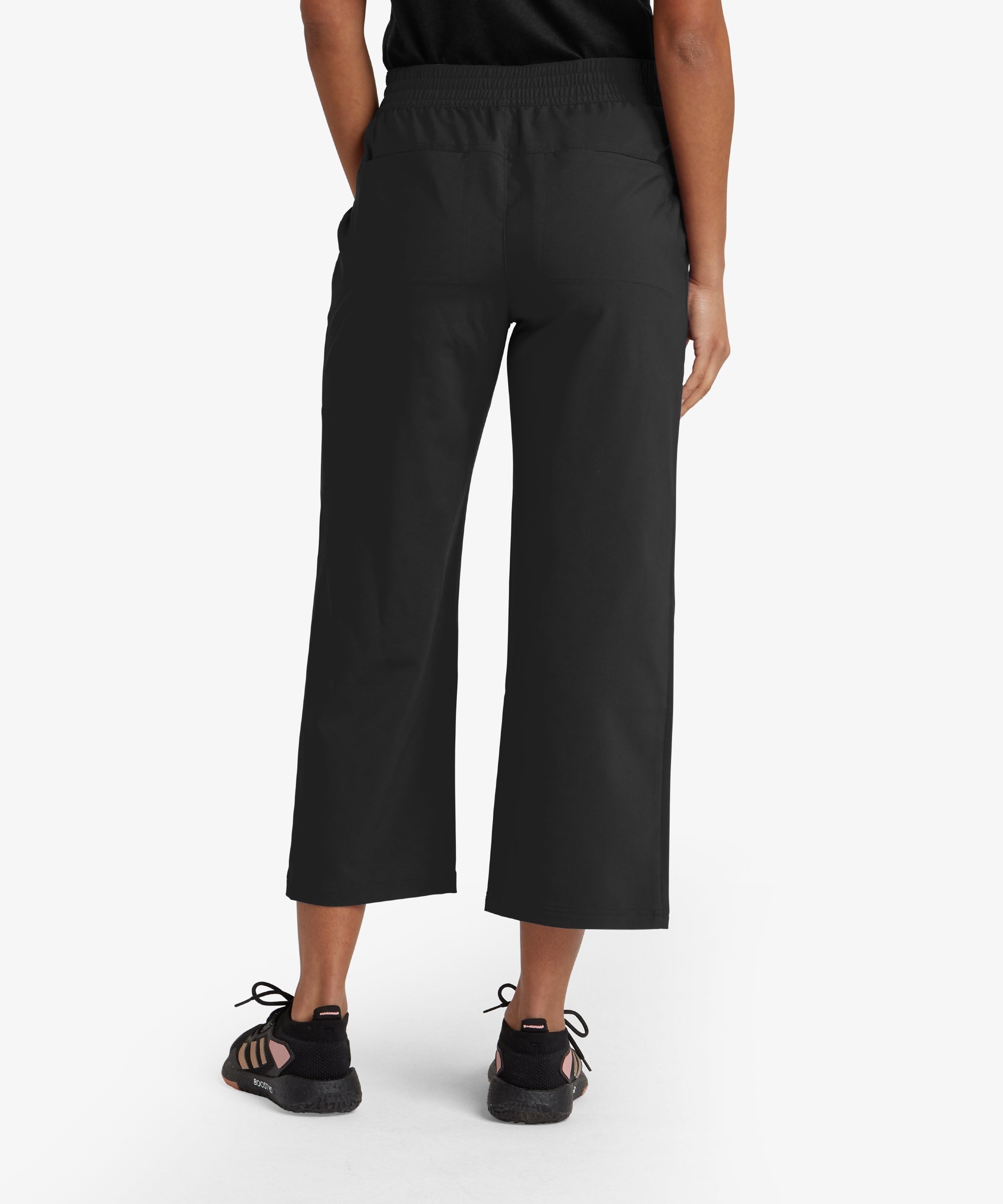 Sajilo Capri - Black