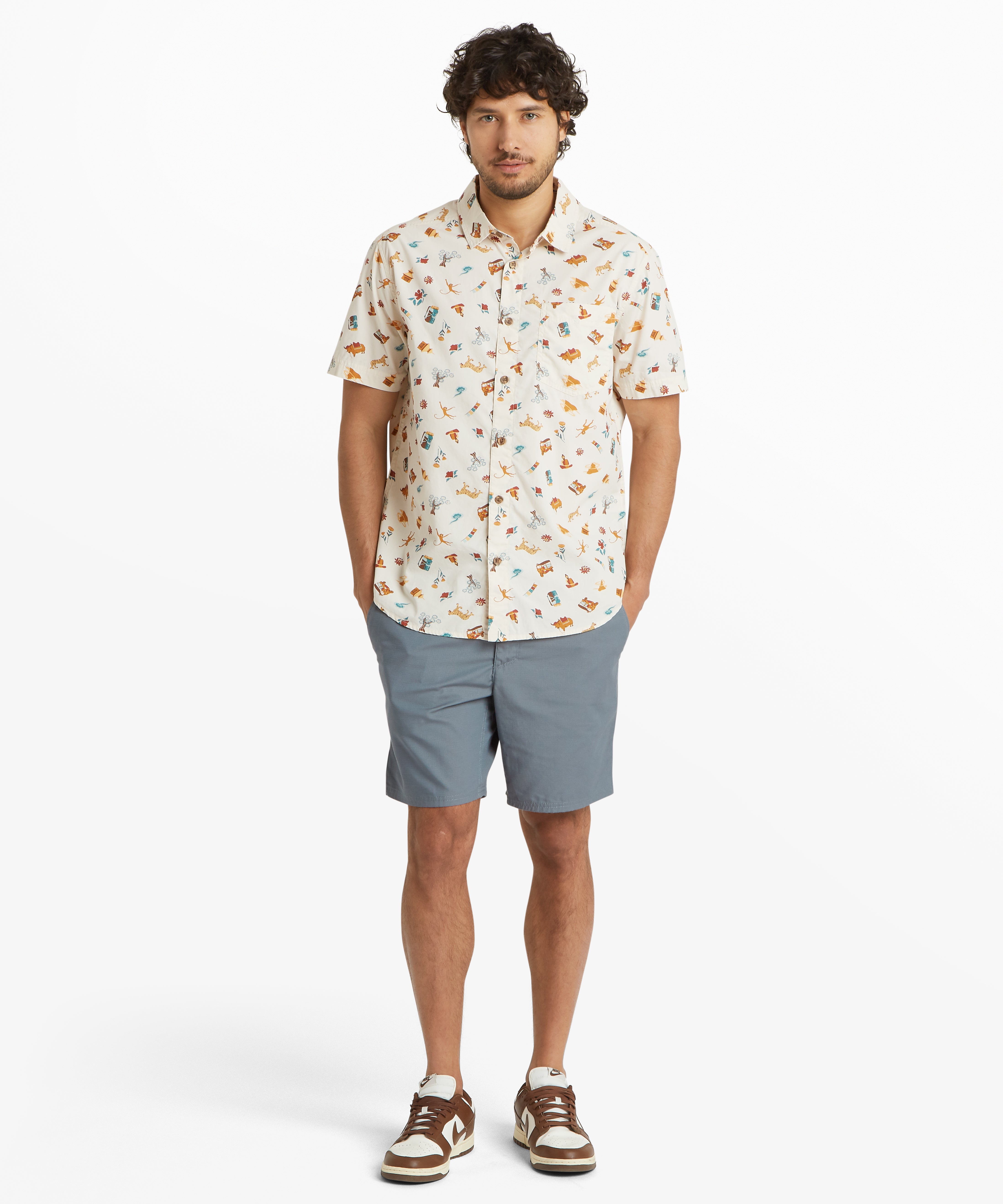 Balun Kurzarmhemd Peetho Nepali mit Cartoon-Fahrzeugprint