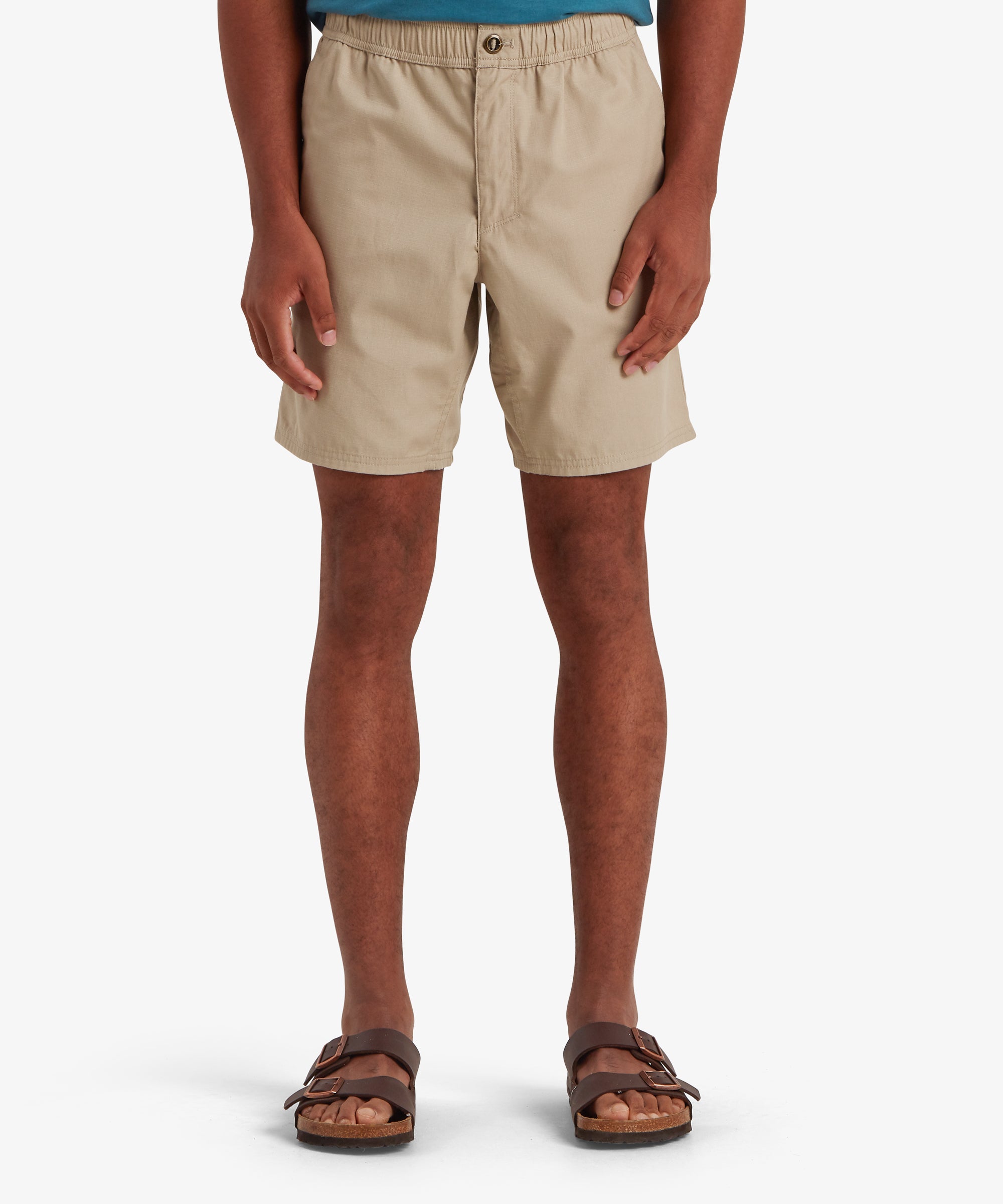 Ghoral Shorts Ð Bardiaya Sand: Khaki-farbene Shorts mit elastischem Bund, Knopf und Taschen