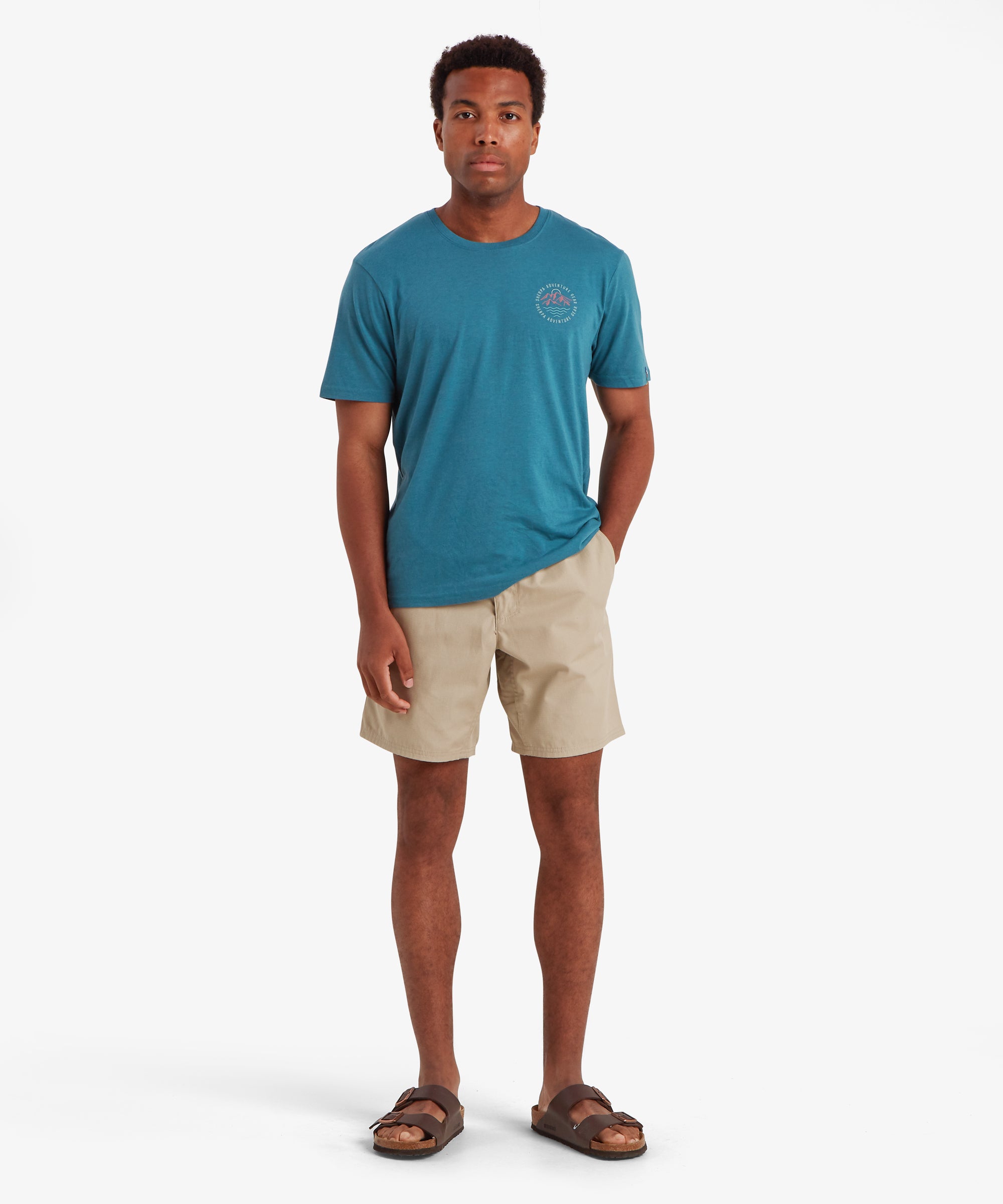 Teal-farbenes, kurzŠrmeliges Ghoral Shorts Bardiaya Sand T-Shirt mit Logo auf der Brust
