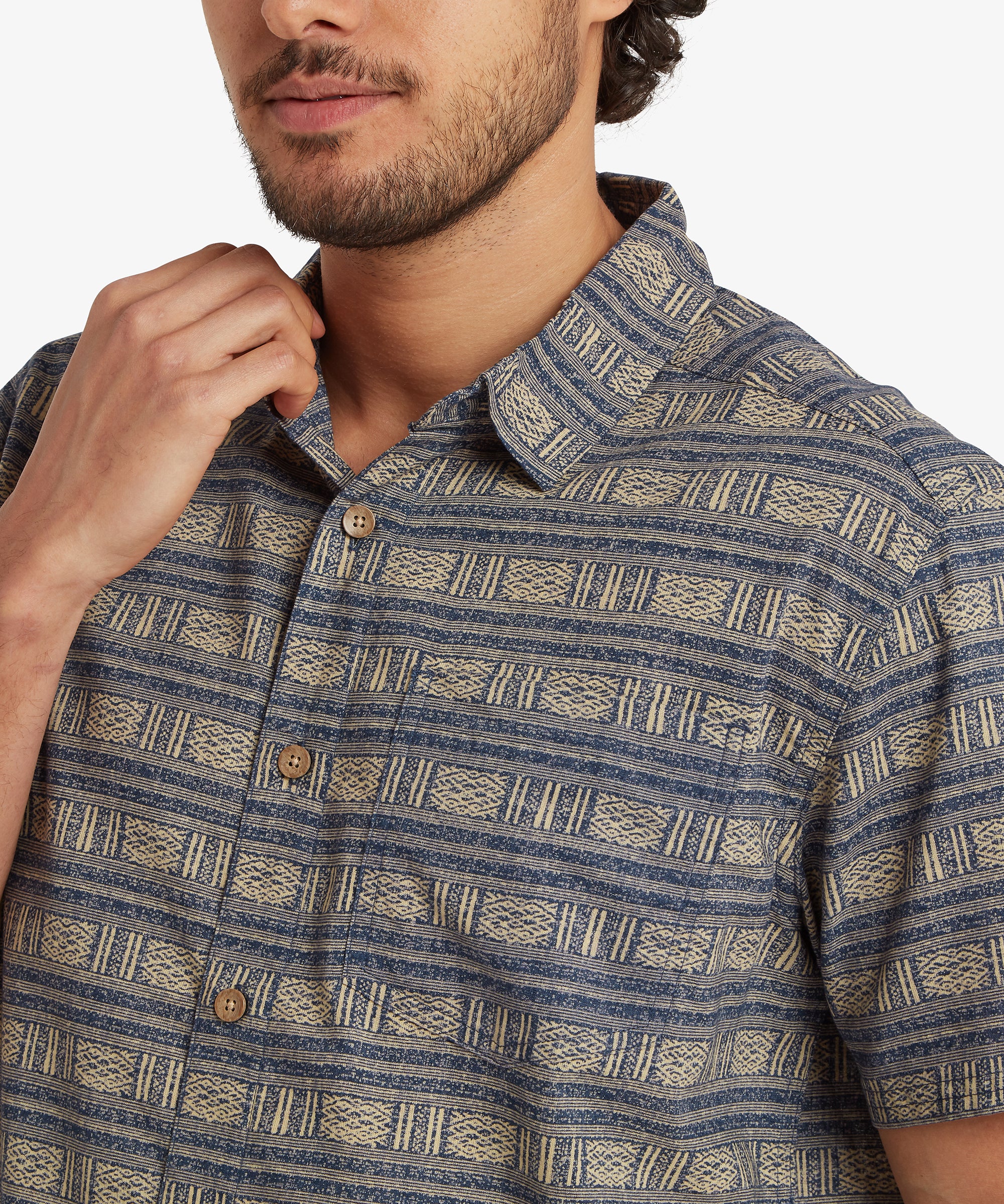 Khumbu Weave Short Sleeve Shirt in Rathee Blue geometric navy beige pattern