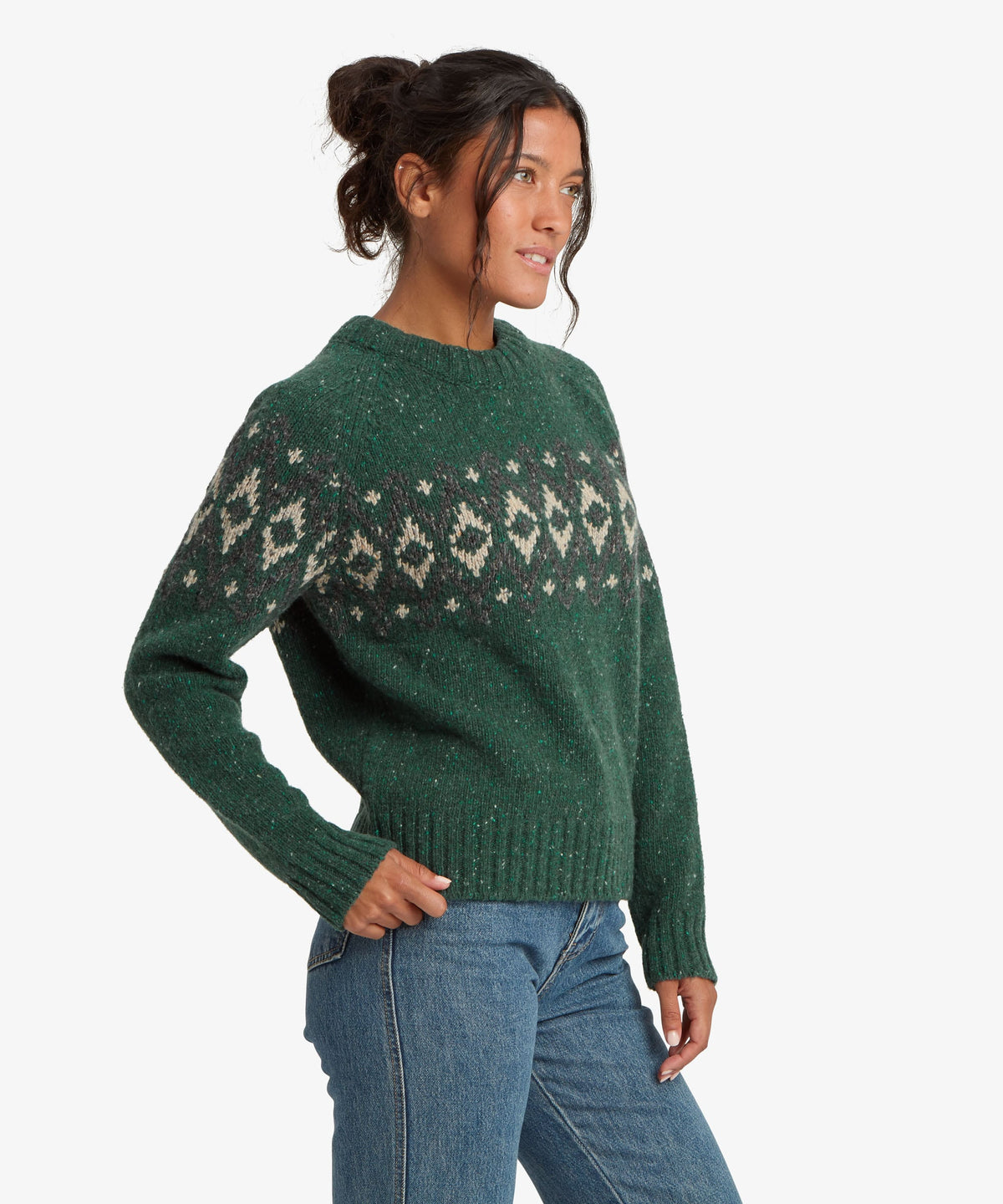 Sherpa Adventure Gear Dumji Sweater in green against a plain white studio background.